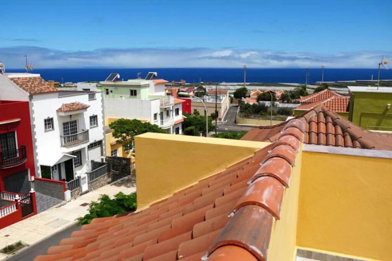Casa Totalmente Renovada En Zona Muy Tranquila!!! Vistas Al Mar Y Montana Villa Buenavista Del Norte Exterior photo